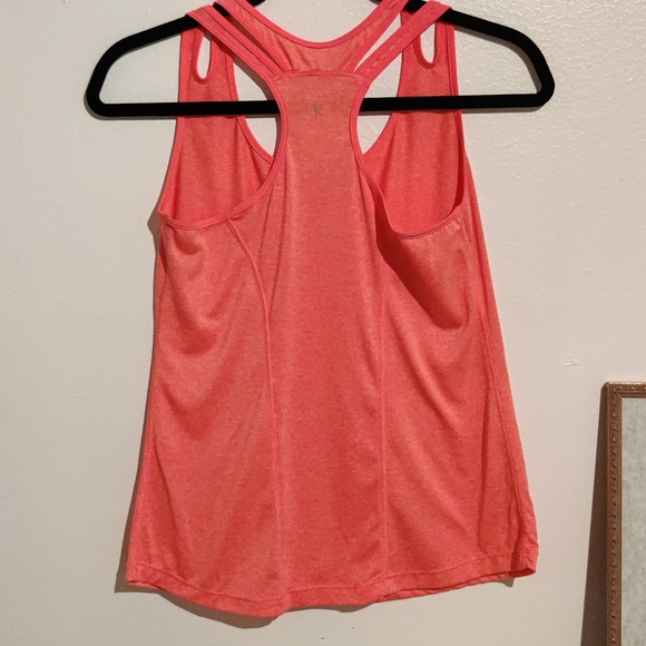 Workout Tank Top - Picture 2 of 3